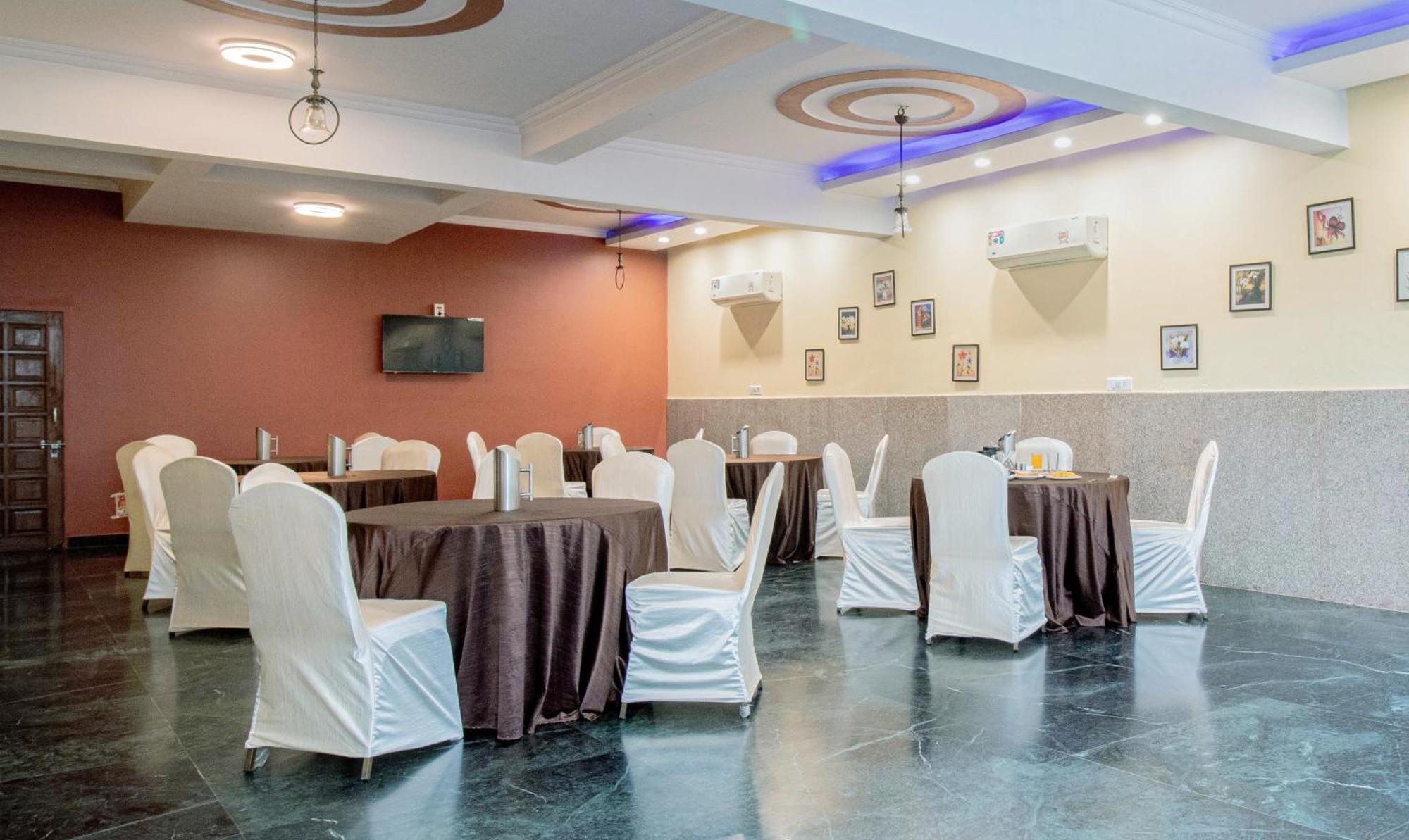 Treebo The Anchorage Malviya Nagar Hotell Jaipur Eksteriør bilde